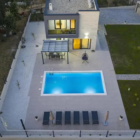 Casa Debeljak