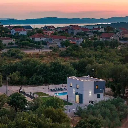 Casa Debeljak